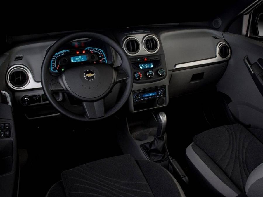  Chevrolet Agile 2010 года  (фото 12 из 32)